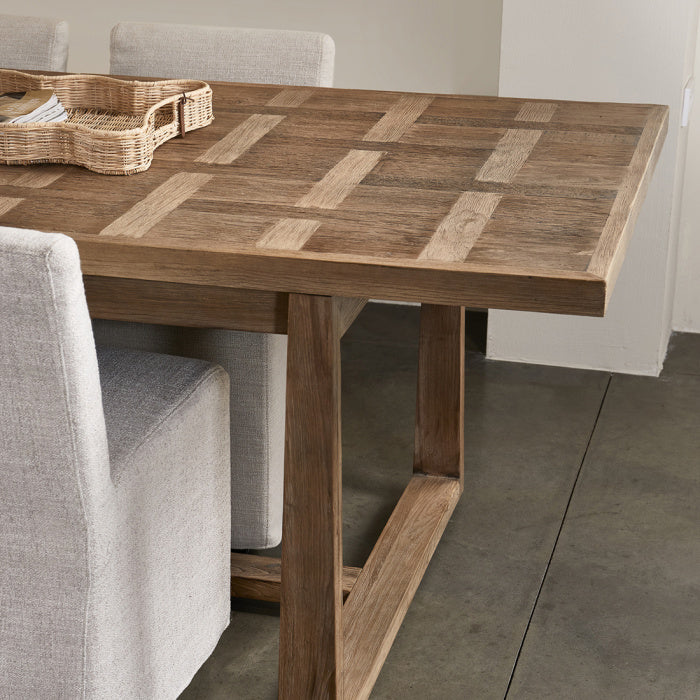 TRES GRANDE TABLE DE SALLE A MANGER EN CHÊNE