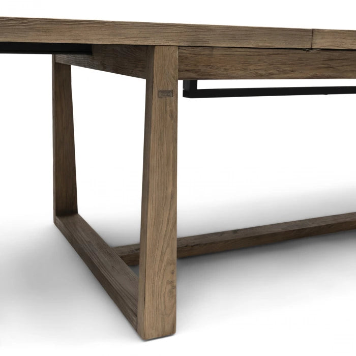 TABLE DE SALLE À MANGER EN CHÊNE AVEC ALLONGES INTÉGRÉES