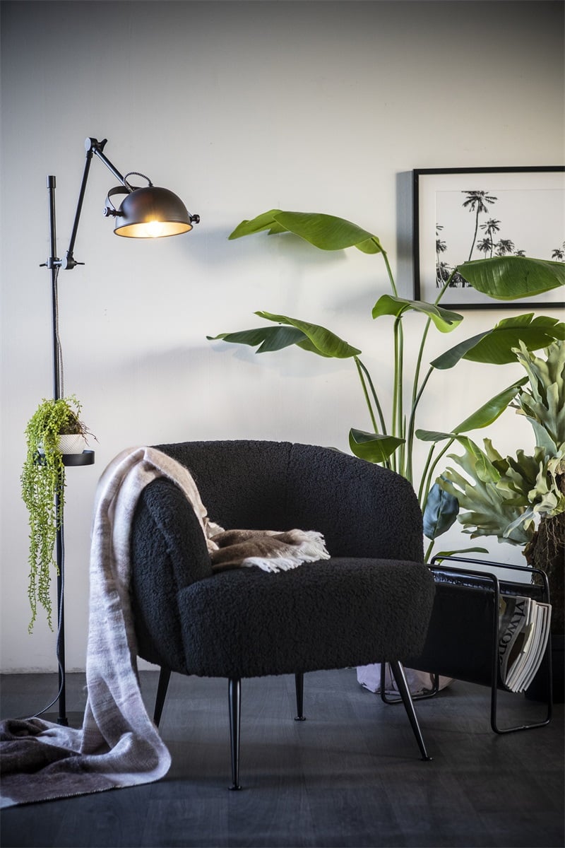 FAUTEUIL NOIR EN BOUCLETTES 4 PIEDS