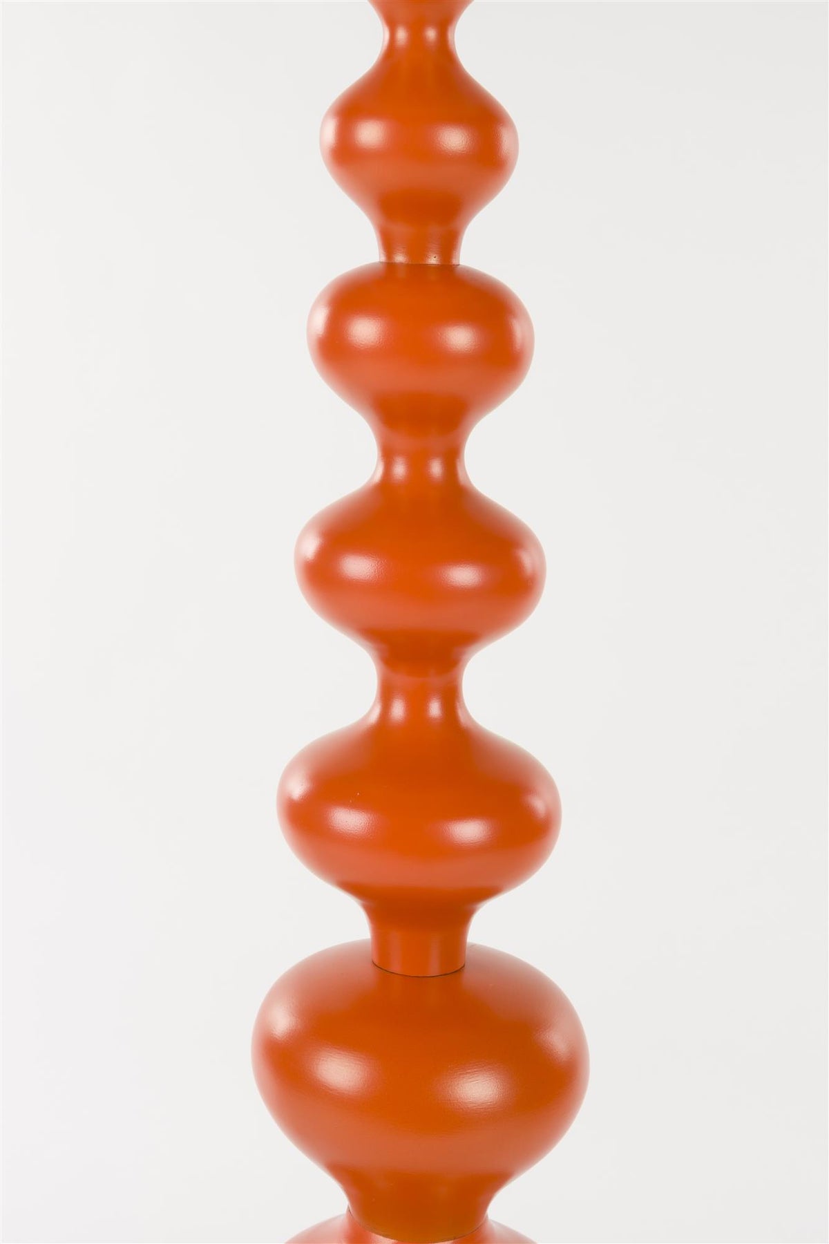 Lampadaire Orange en métal vendu avec abat jour