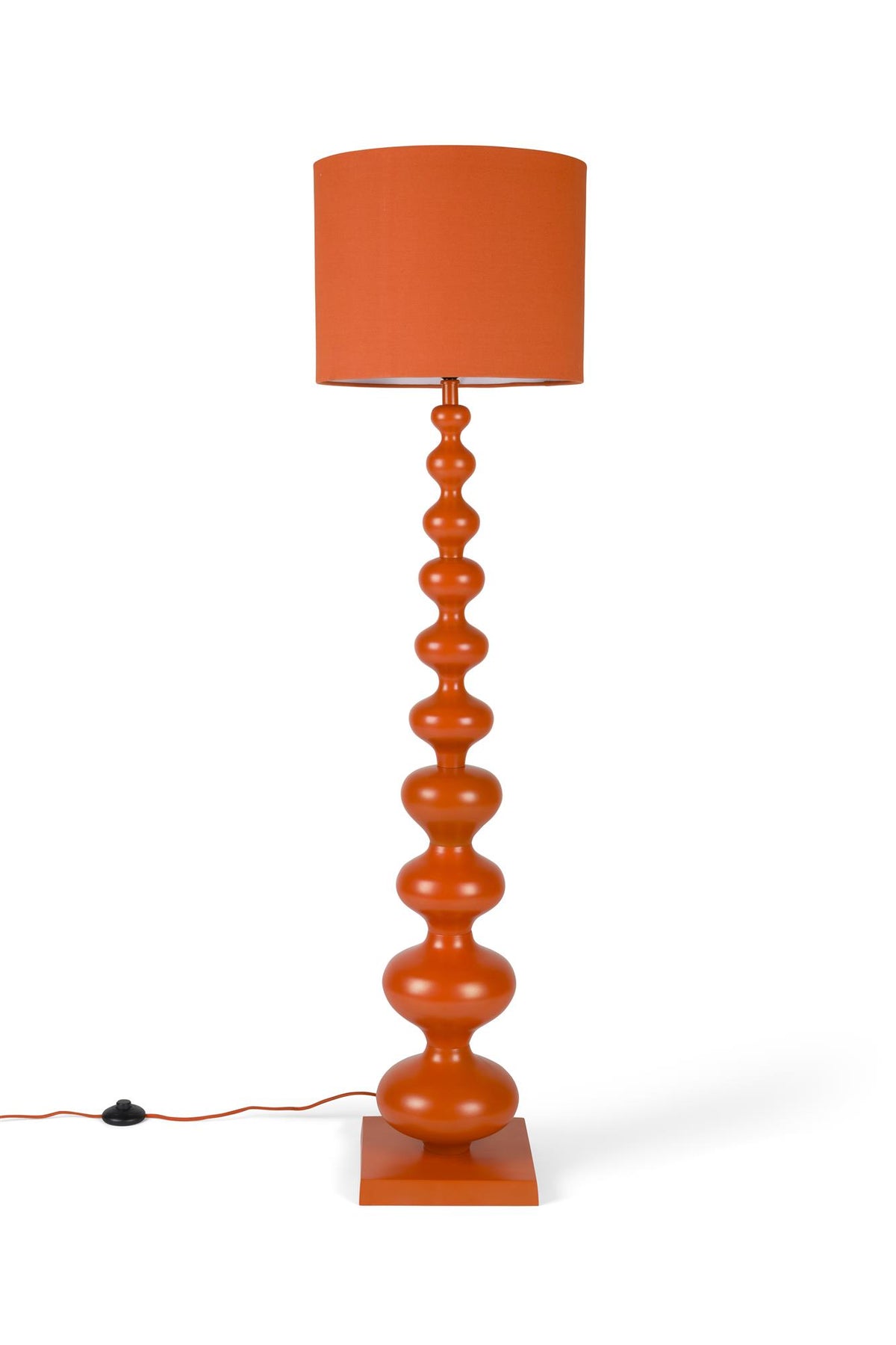 Lampadaire Orange en métal vendu avec abat jour